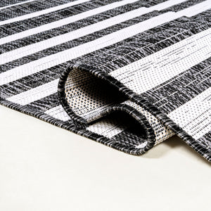 Sukie Modern Offset Stripe Indoor/Outdoor Runner Rug