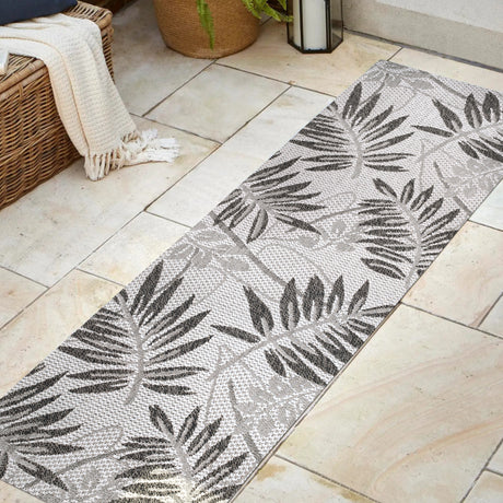 Havana Simple Tropical Palm Leaf Indoor/Outdoor Runner Rug