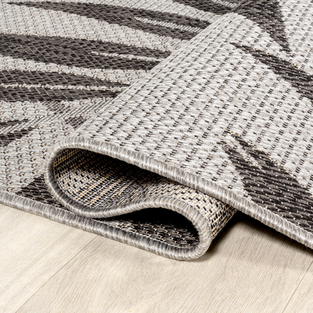 Havana Simple Tropical Palm Leaf Indoor/Outdoor Area Rug