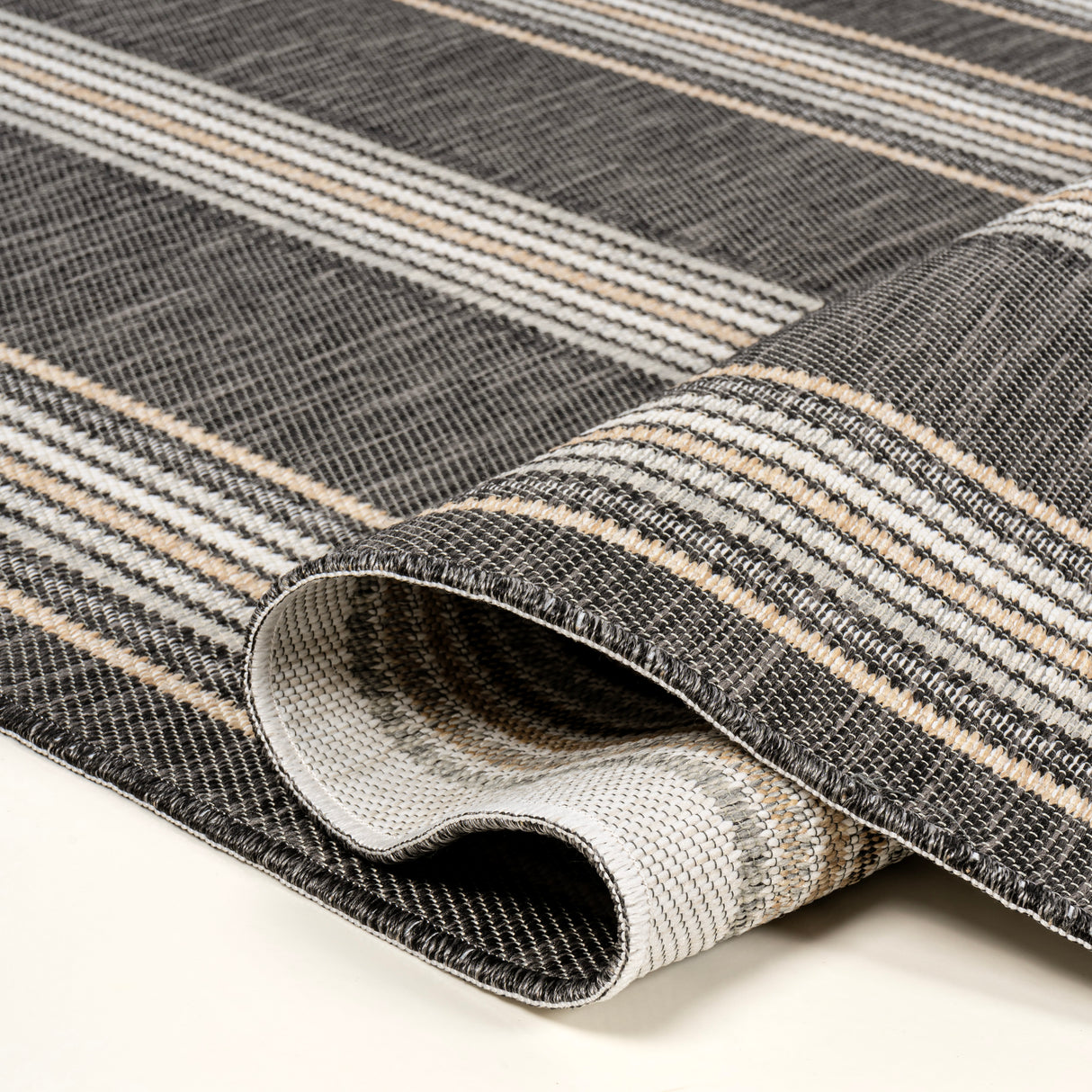 Argo Classic Nautical Mitre Stripe Reversible Machine-Washable Indoor/Outdoor Runner Rug