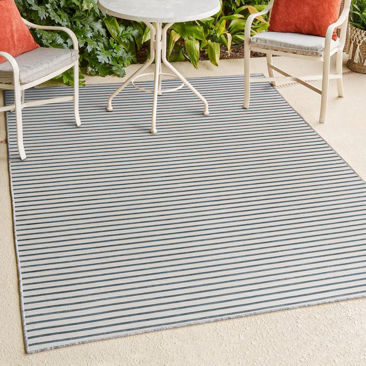 Damon-Classic-Coastal-Pinstripe-Reversible-Machine-Washable-Indoor/Outdoor-Area-Rug-Area-Rugs