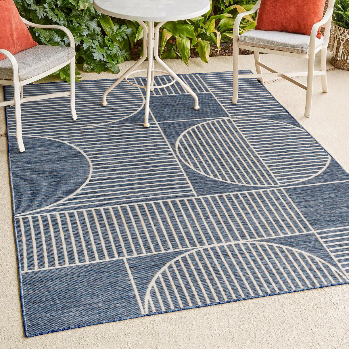 Arielle-Mid-Century-Modern-Geometric-Lines-Reversible-Machine-Washable-Indoor/Outdoor-Area-Rug-Outdoor-Rugs