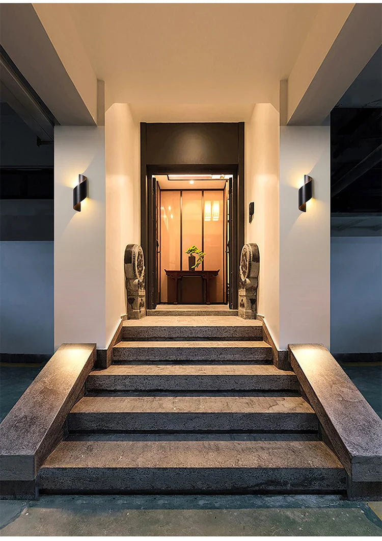 IP65 LED Outdoor Wall Light – 10W Waterproof Up Down Sconce for Home & Porch