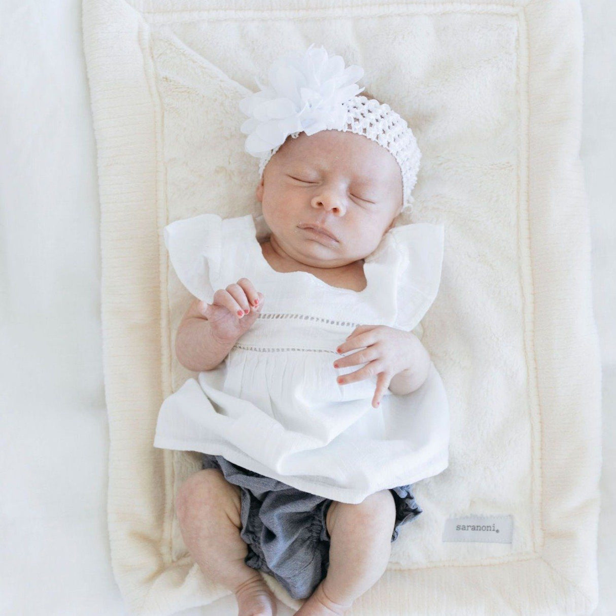 Lush Mini Blankets by Saranoni
