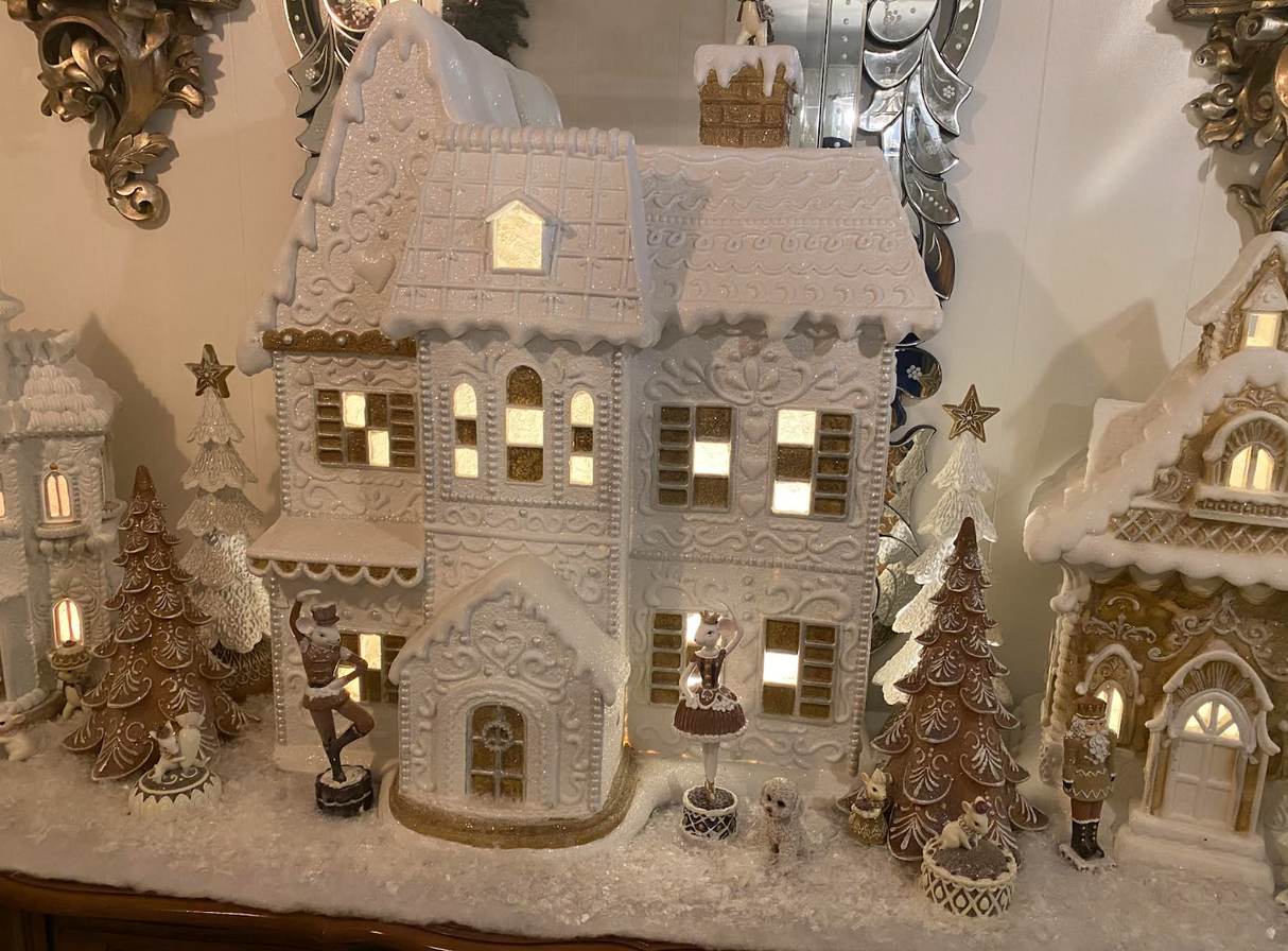 GINGERBREAD BALLET MOUSE