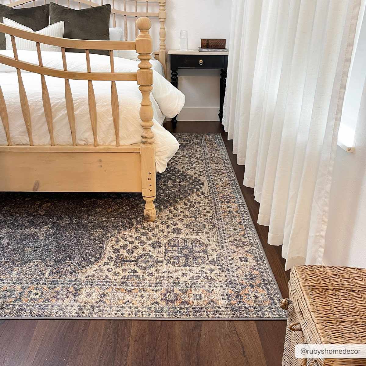 Seok Washable Area Rug - Clearance