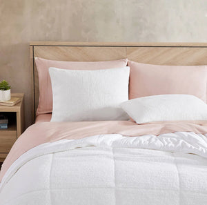 Snug + Lumière Sham Set
