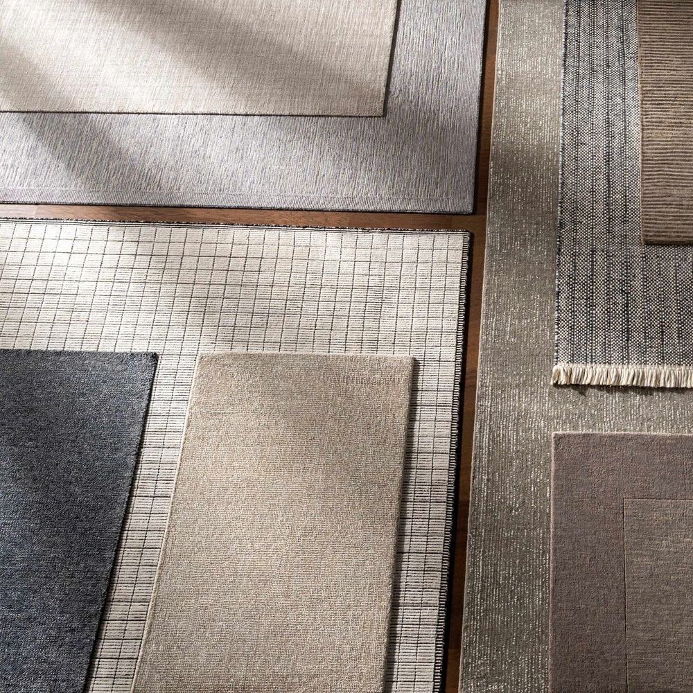 Bordered Solid Gray Wool Rug