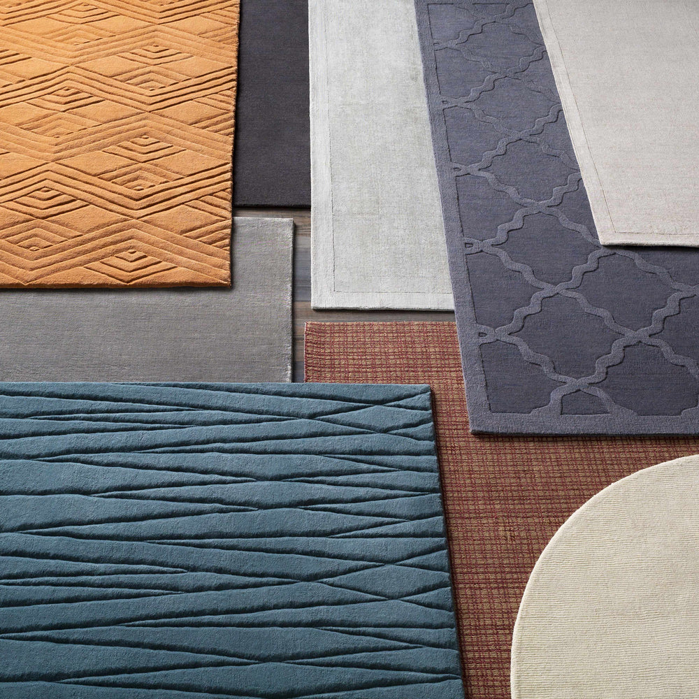 Niota Sheen Light Gray Premium Rug