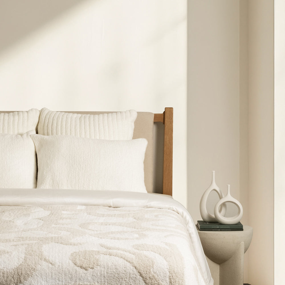 Snug Casablanca Comforter