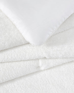 Cloud Silque Stitch Comforter