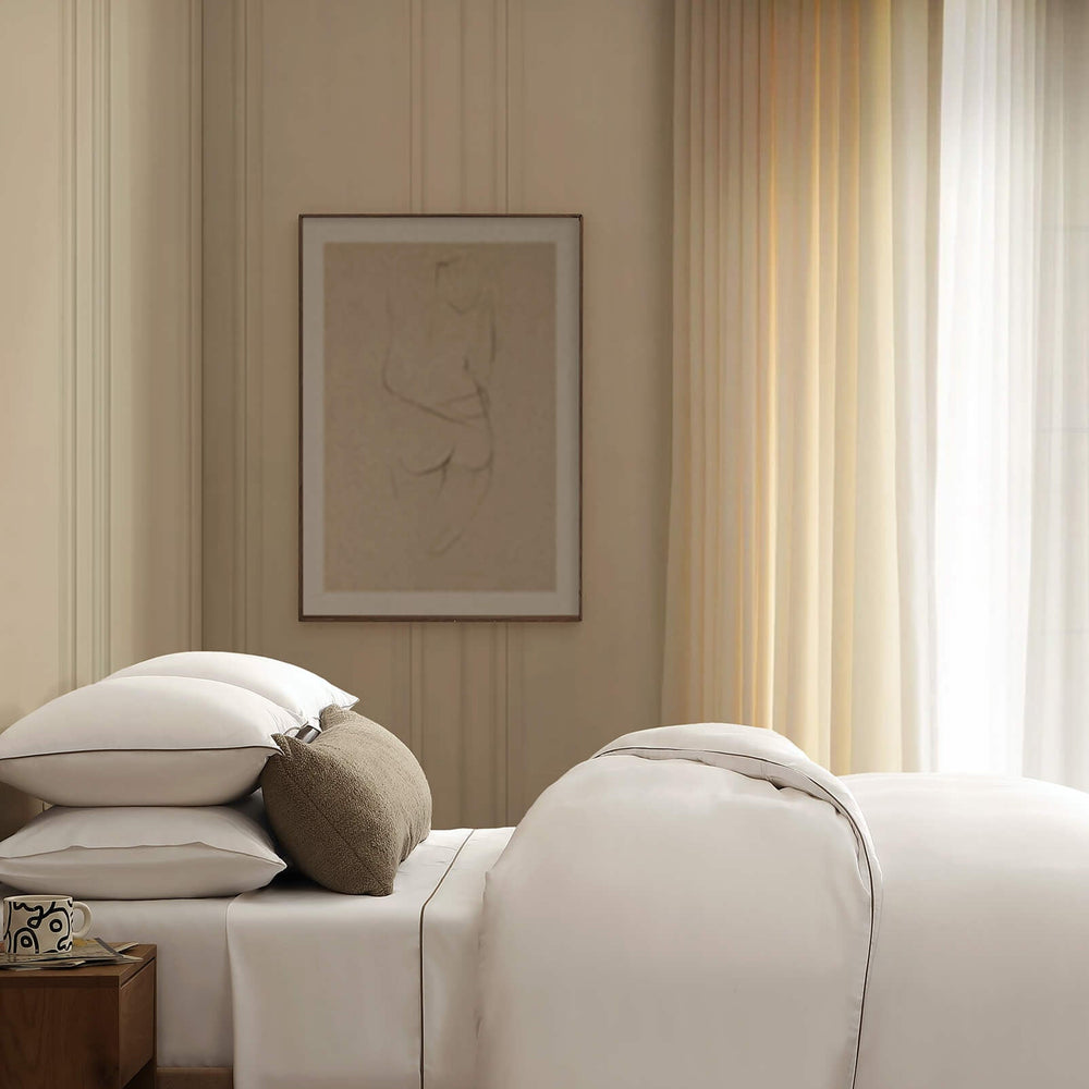 Lumière Luxe Duvet Cover with Piping