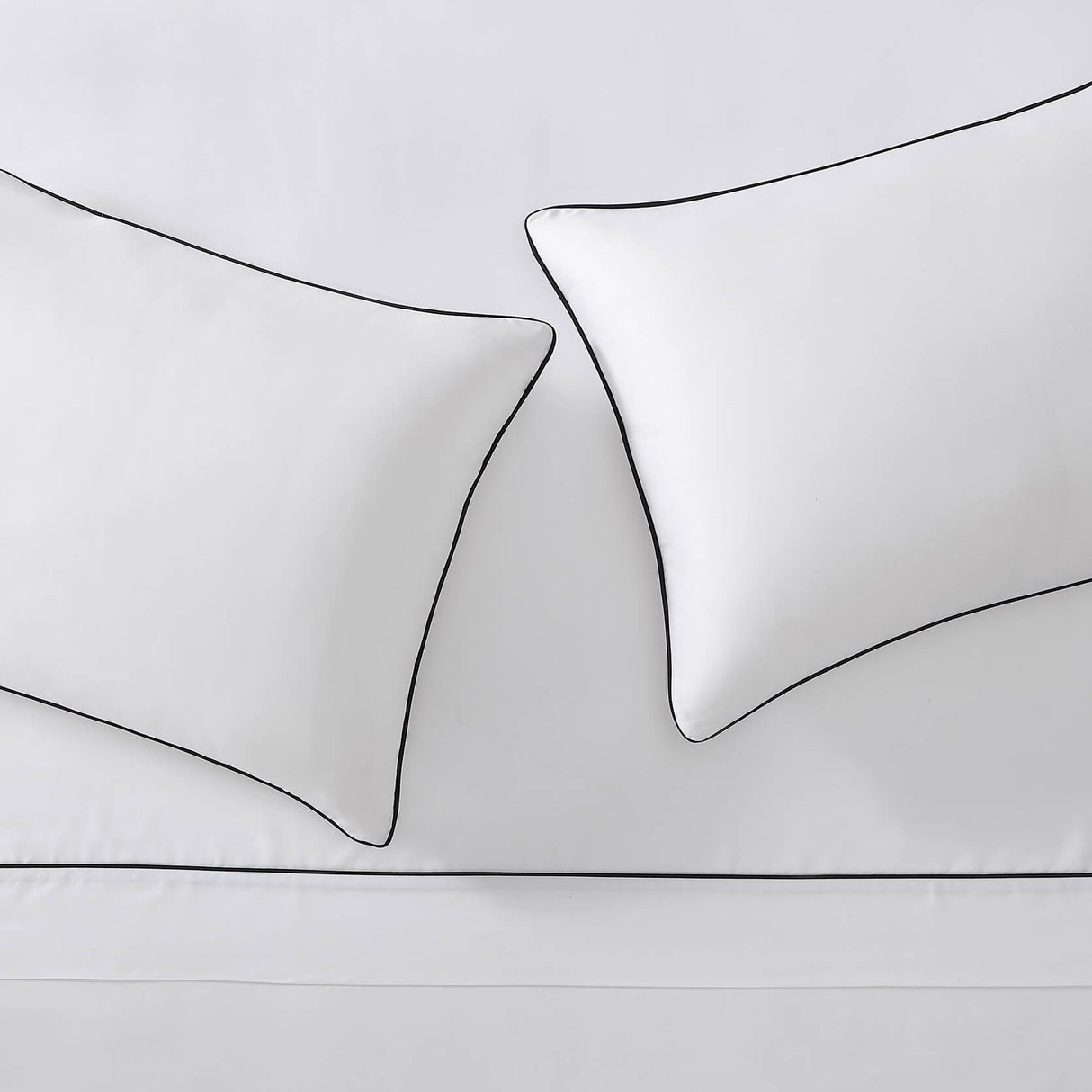 Lumière Luxe Sham Set with Piping