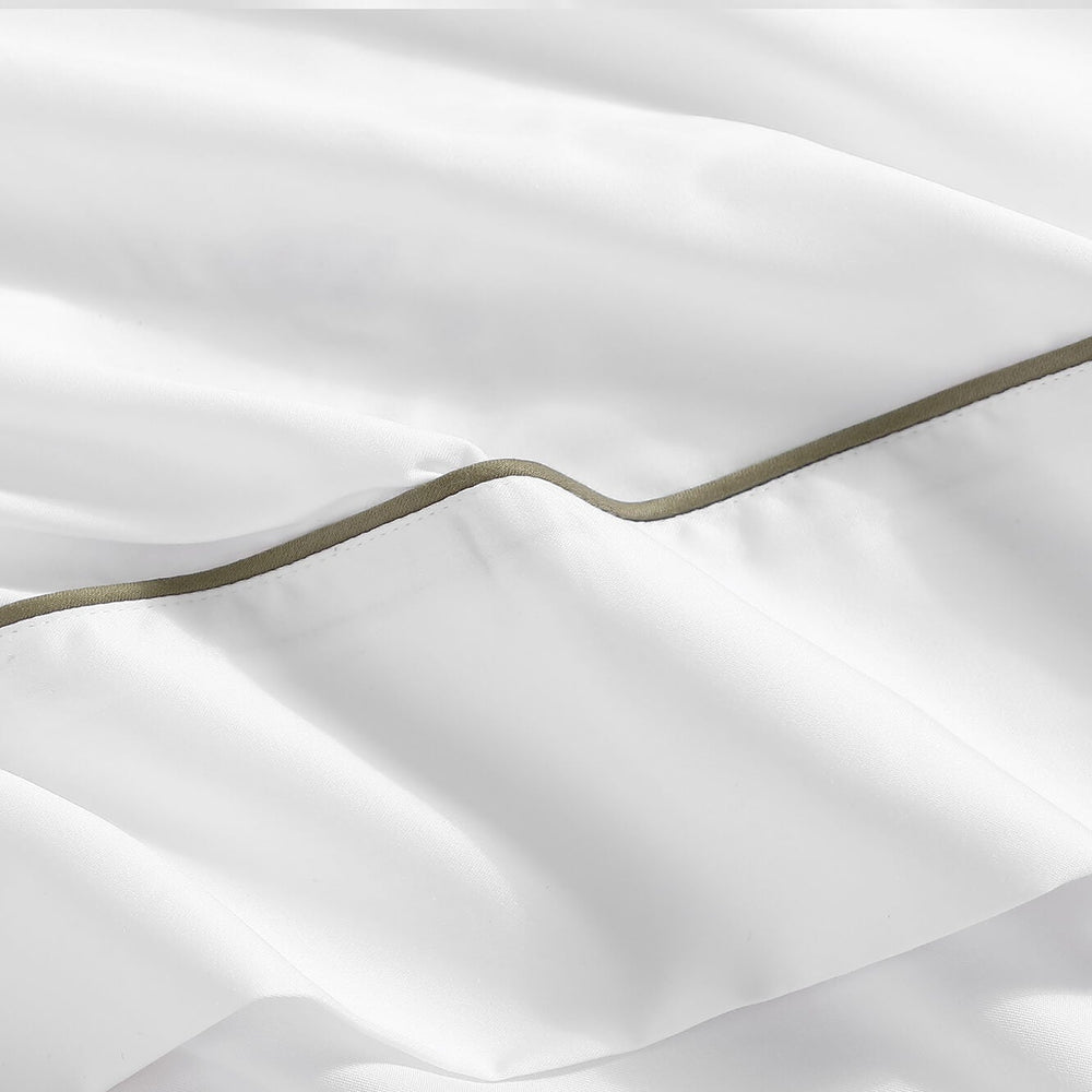 Lumière Luxe Top Sheet with Piping