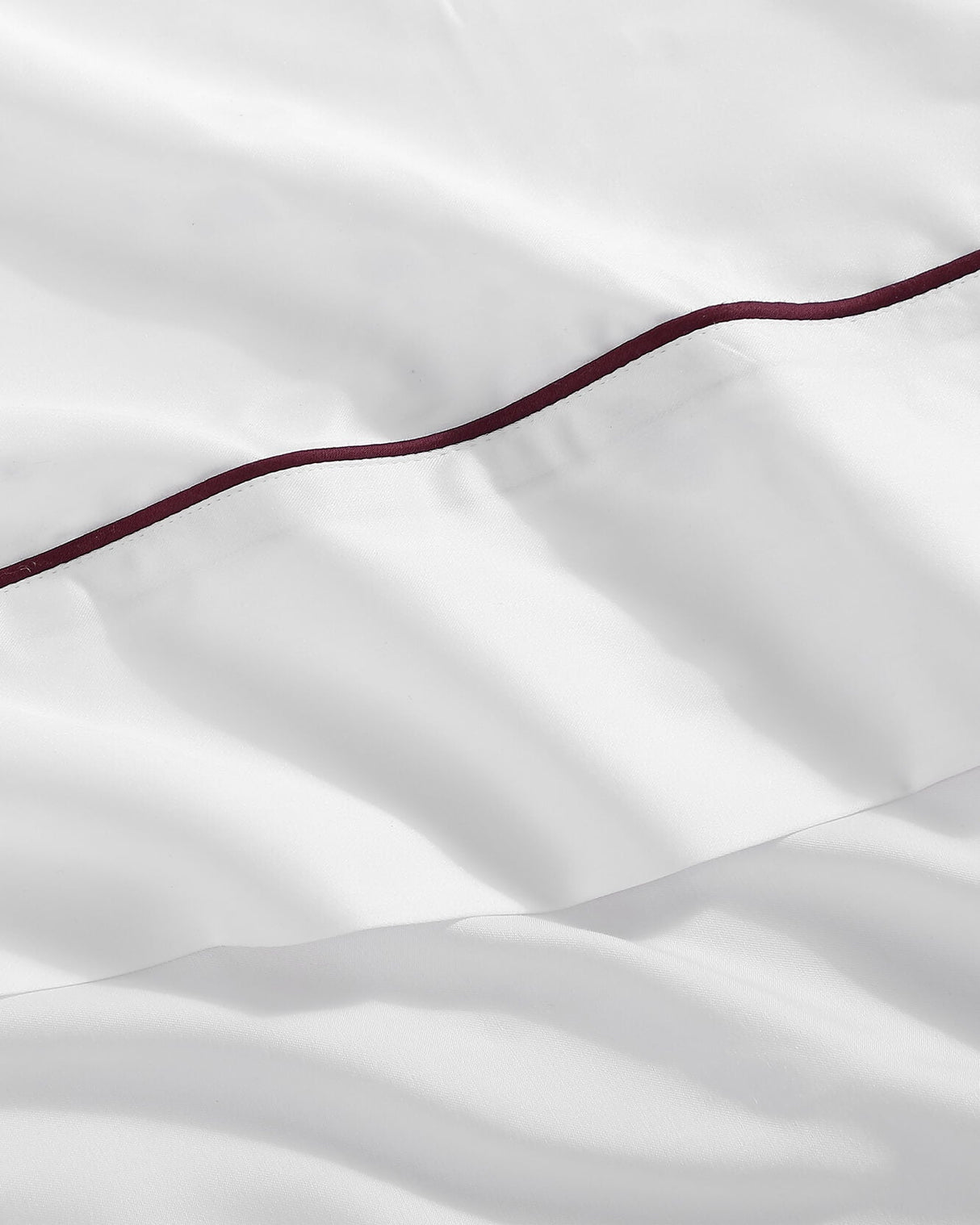 Lumière Luxe Top Sheet with Piping