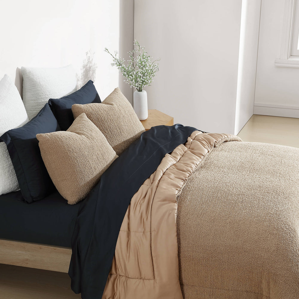 Premium Lumière Sham Set