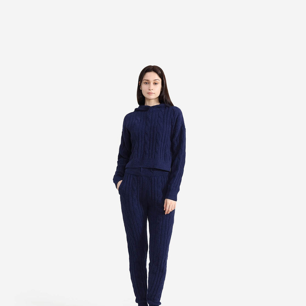 Snug Lite Braided Cropped Hoodie