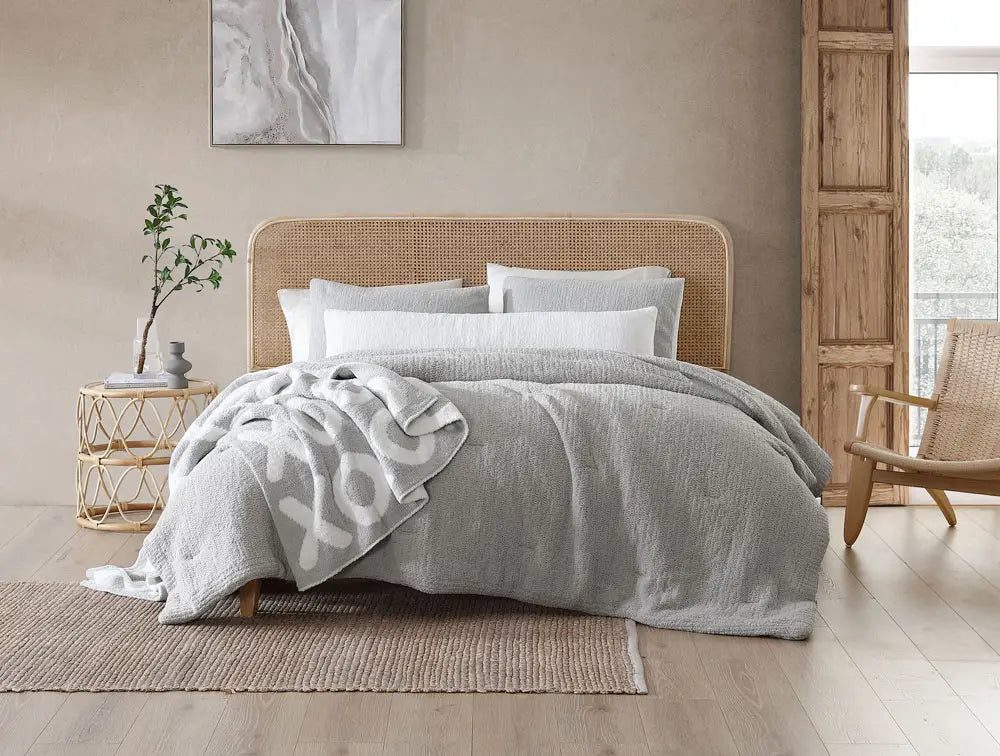 Snug + Lumière Sham Set