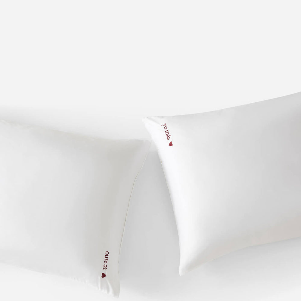 Te Amo Lumière Pillowcase Set