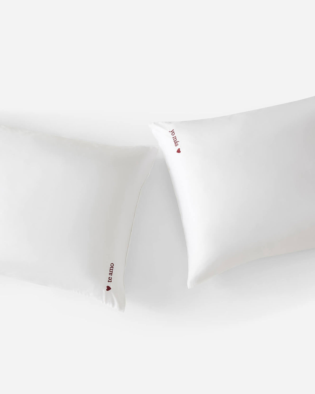 Te Amo Lumière Pillowcase Set