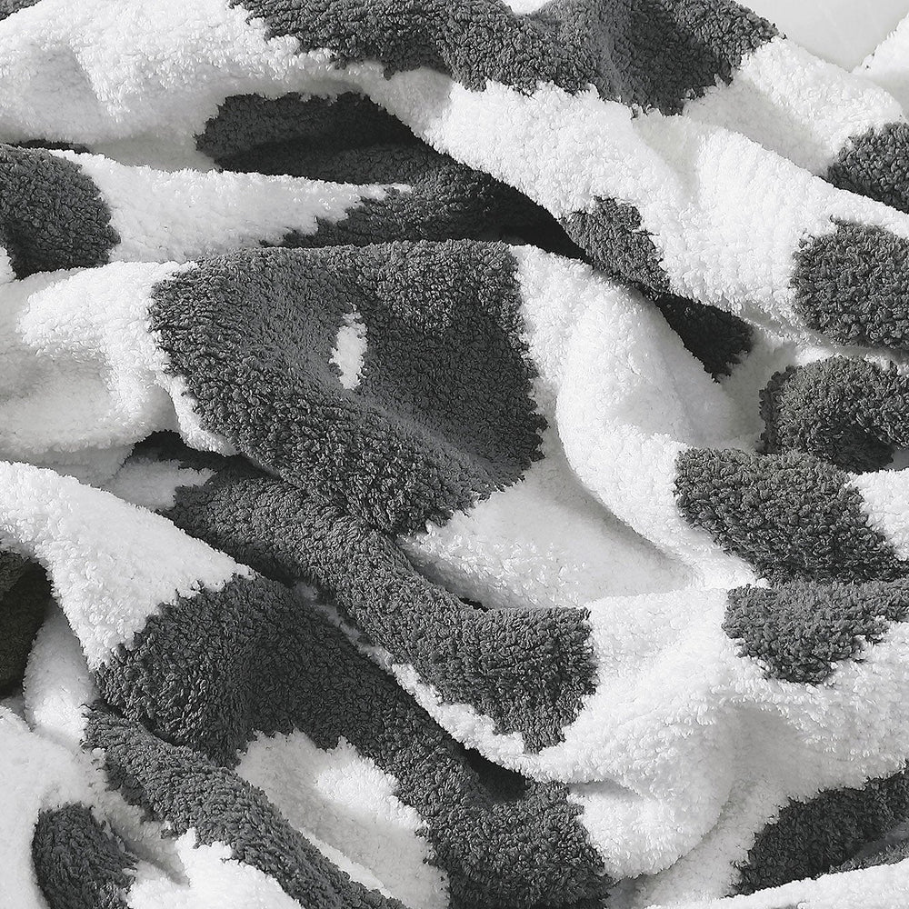 XOXO Throw