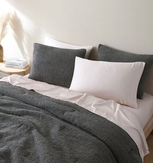 Snug + Lumière Sham Set