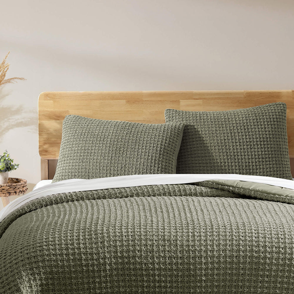 Snug Waffle Comforter Bundle