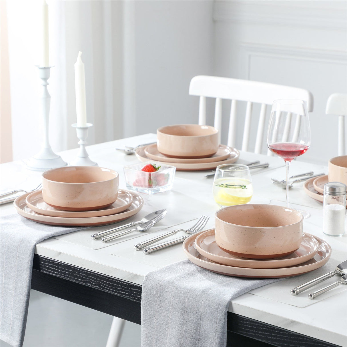 Tara Pink 18 Piece Dinnerware Set