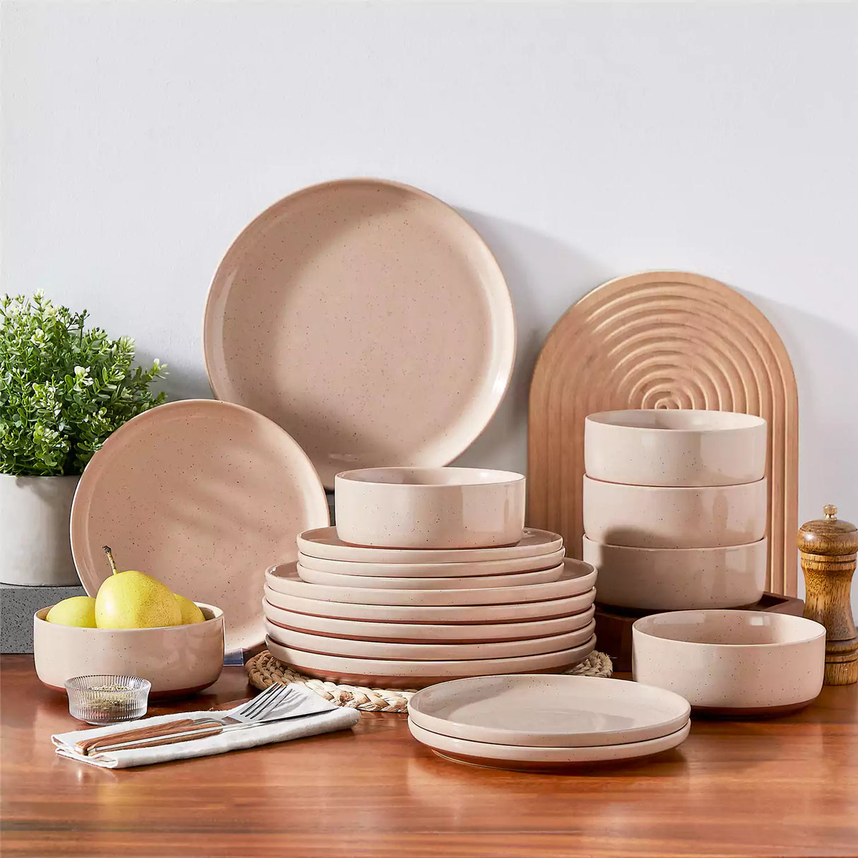 Tara 18 Piece Stoneware Dinnerware Set