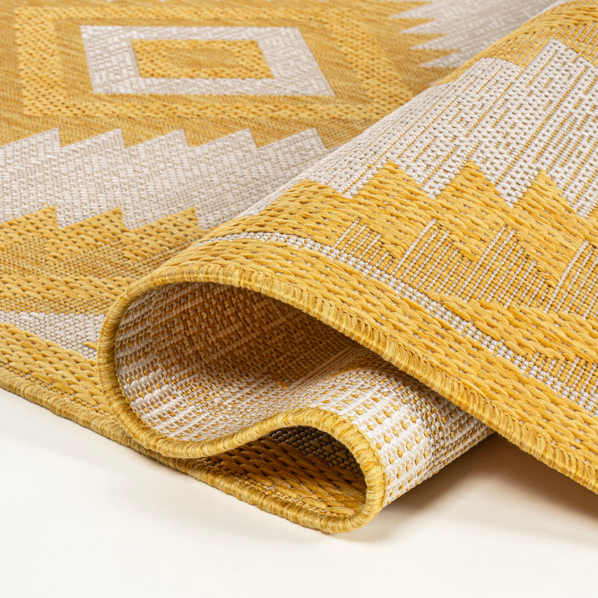 Lior Geometric Moroccan Diamond Indoor/Outdoor Runner Rug