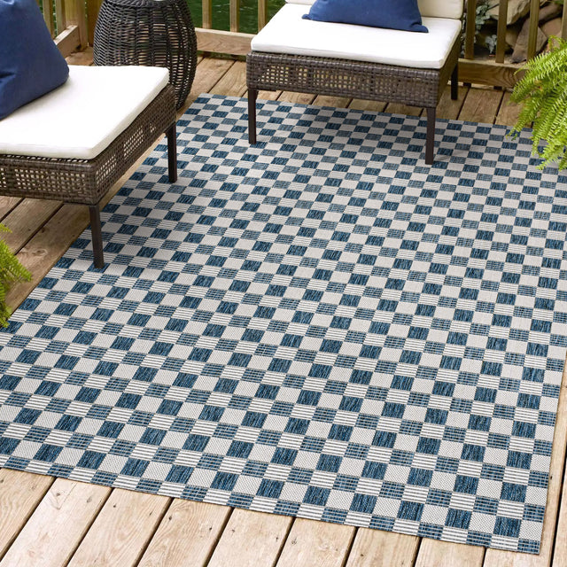 Aimee-Traditional-Cottage-Chic-Checkerboard-Indoor/Outdoor-Area-Rug-Outdoor-Rugs
