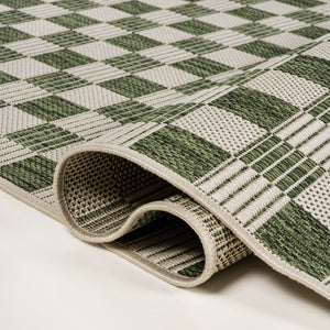 Aimee Traditional Cottage Checkerboard Indoor/Outdoor Area Rug