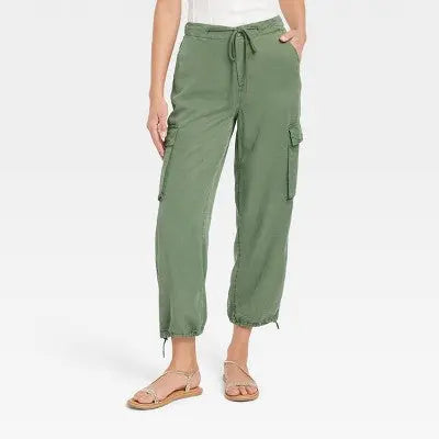 Universal Thread Women's Cargo Pants High-Rise Straight Leg Casual Fit