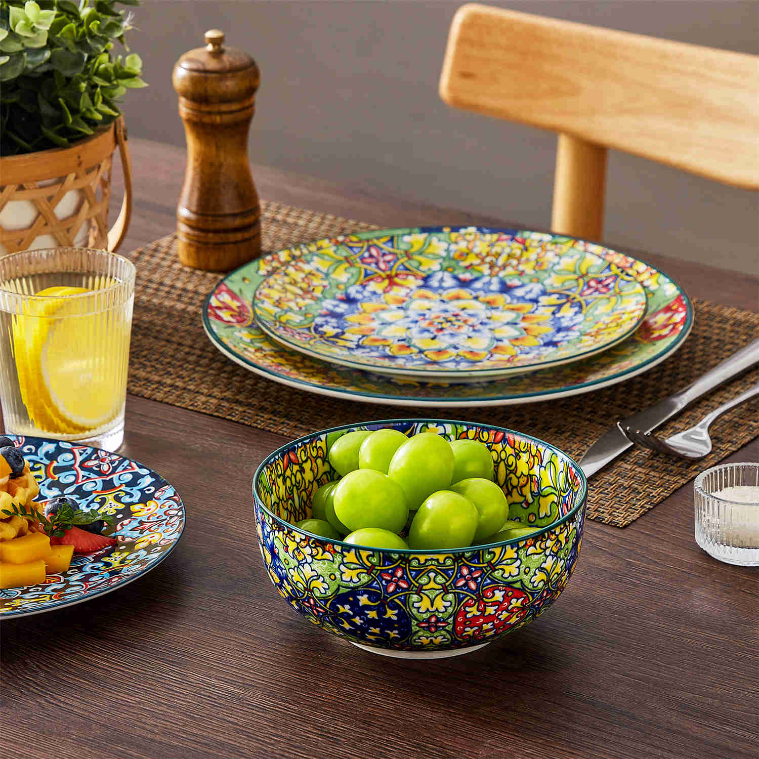 18-Piece Bohemian Dinnerware Set with Double-Sided Bowls – Tuesday 18-Piece Bohemian Dinnerware Set with Double-Sided Bowls – Tuesday