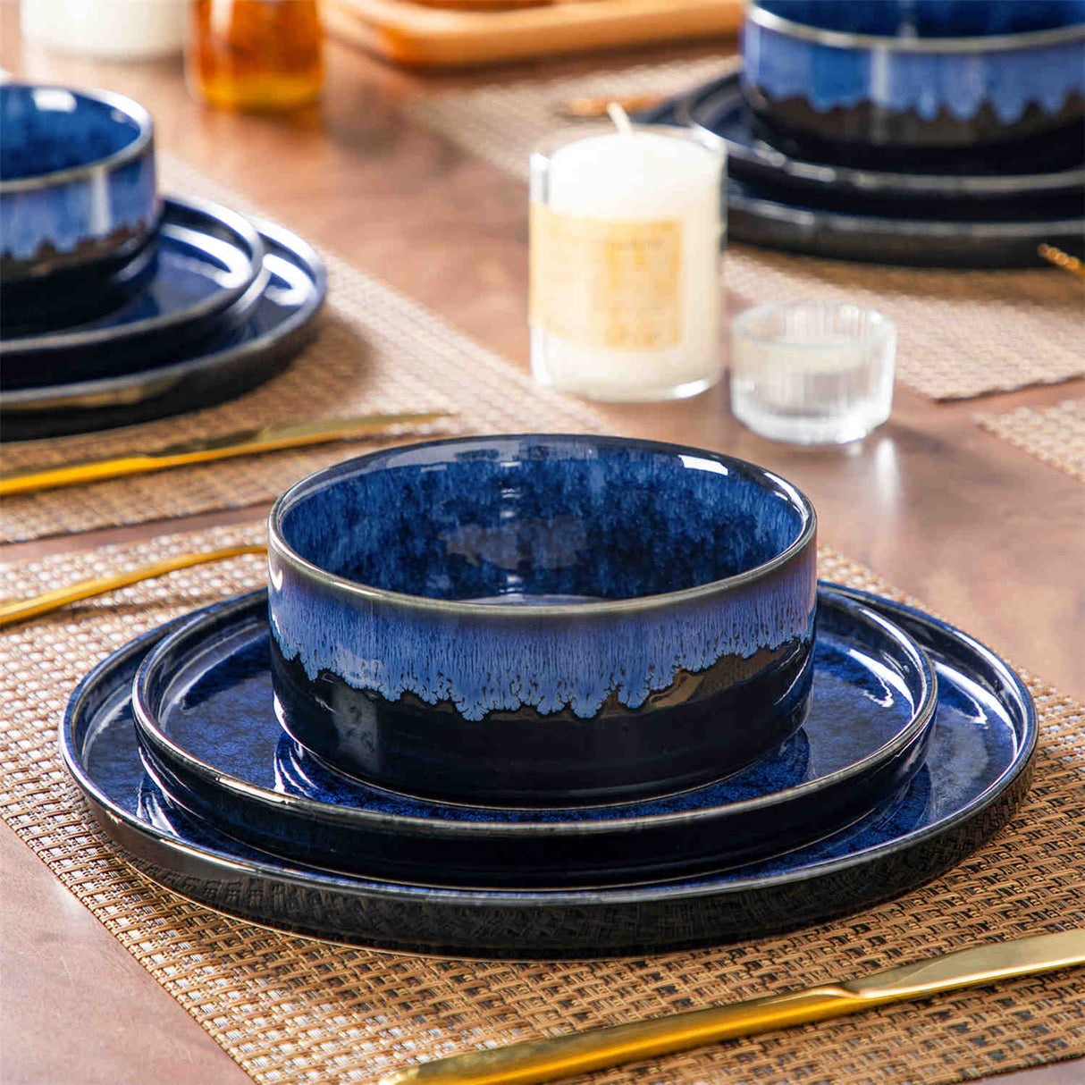 Starry Straight-Edge 12 Piece Dinnerware Set