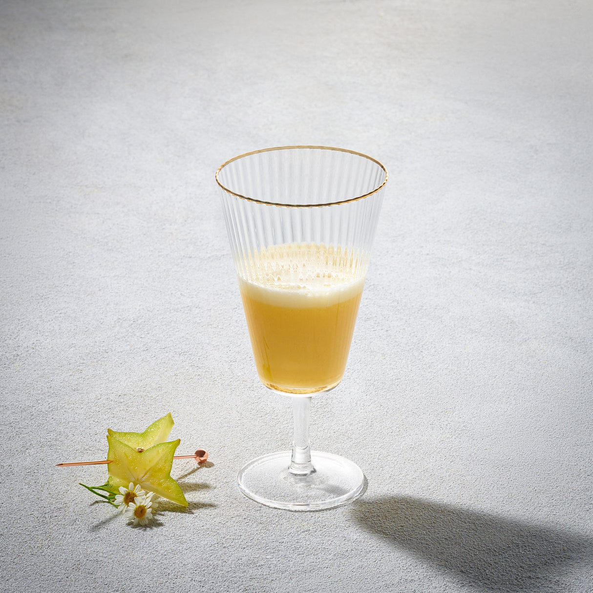 Optic, Wine Glass with Gold Rim-Set of 6