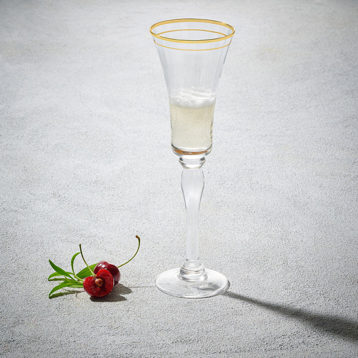 Bella,-Champagne-Flute-Glass-with-Gold-Rim,-6.5-oz-Set-of-6-
