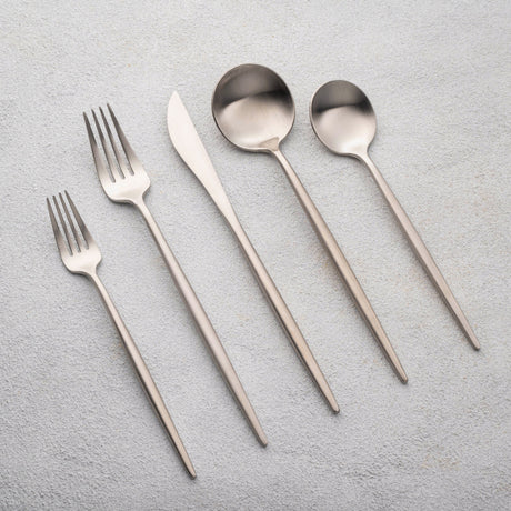 Vera 18/10 Stainless Steel Flatware Set – 20 Pieces of Timeless Elegance