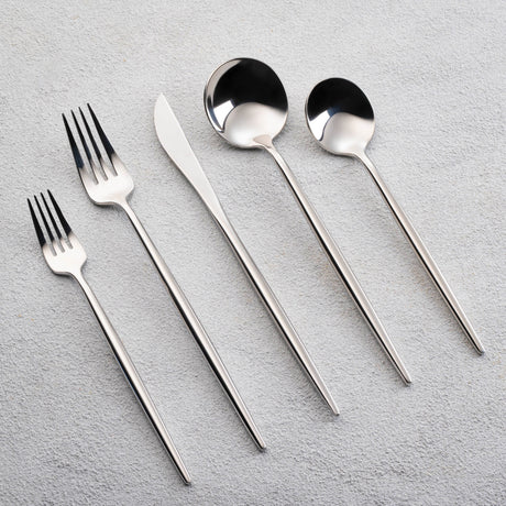 Vera 18/10 Stainless Steel Flatware Set – 20 Pieces of Timeless Elegance