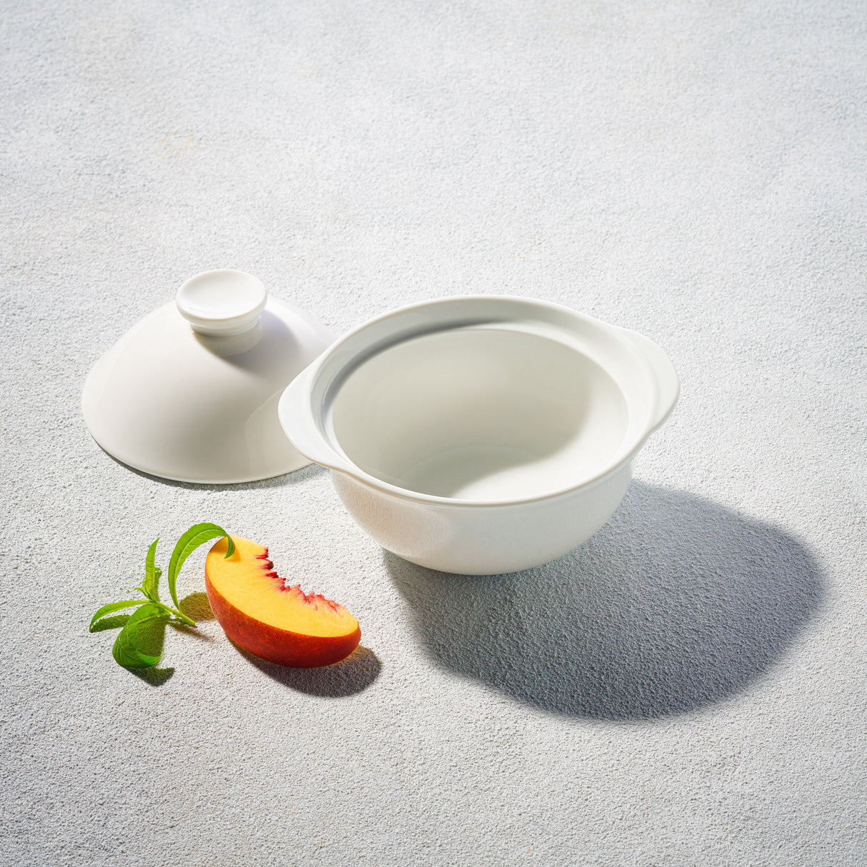 Lightning,-Soup-Crock-with-Handle-and-Lid-Set-of-4-