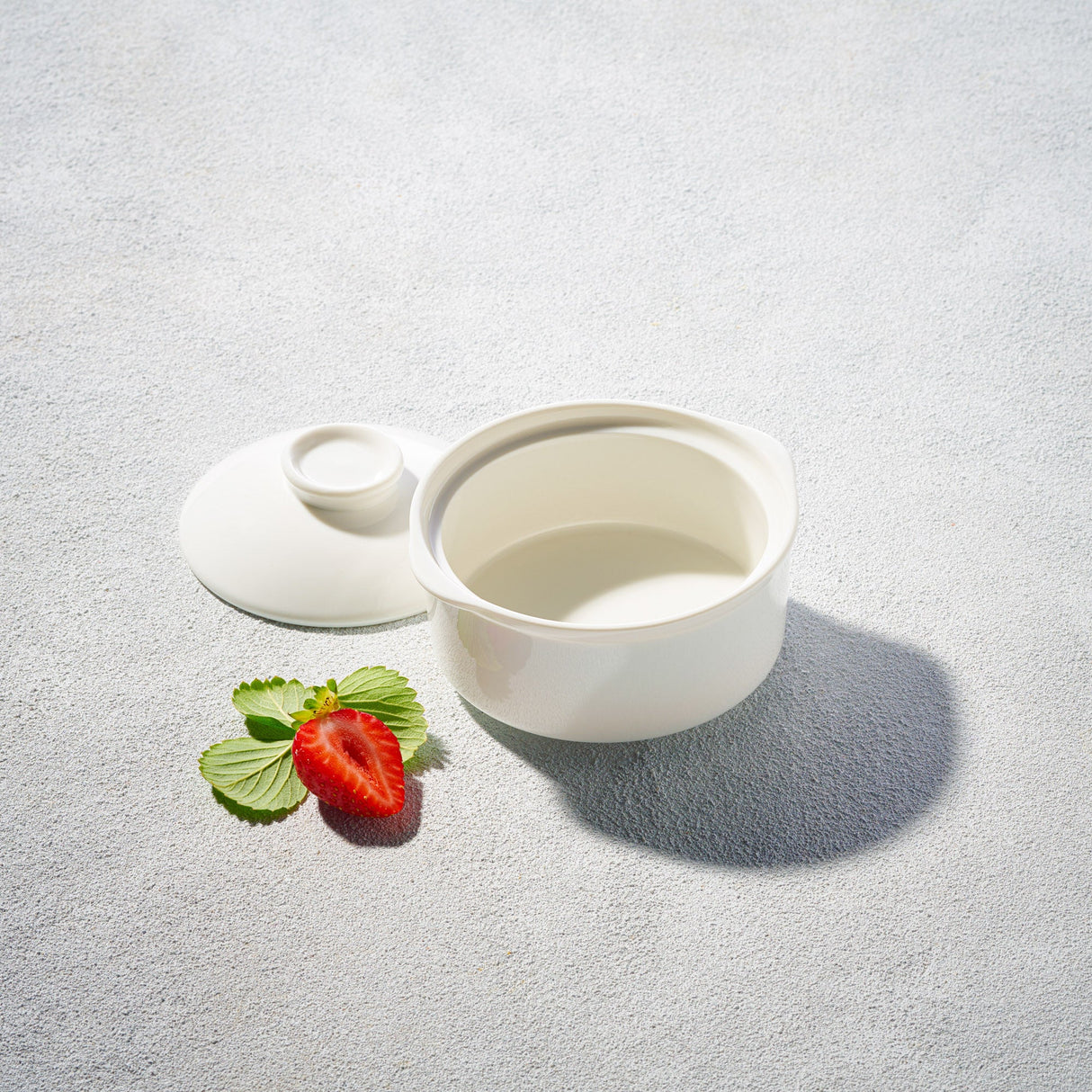 Lightning, Modern Soup Crock with Lid-Set of 4