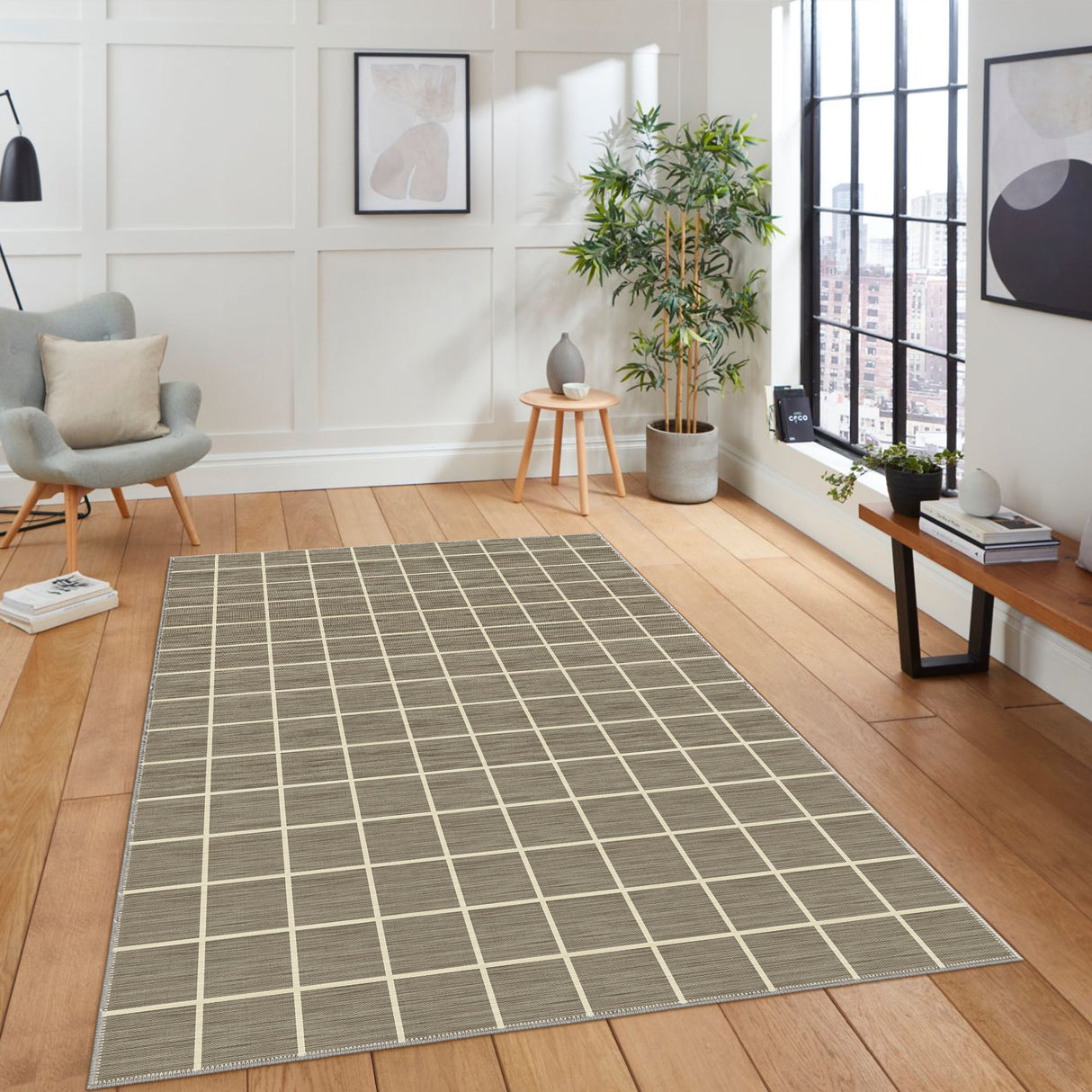 Akali Area Rug