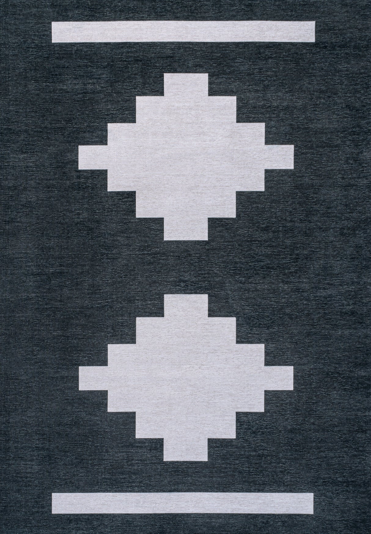 Adriel Geometric Medallion Machine-Washable Area Rug