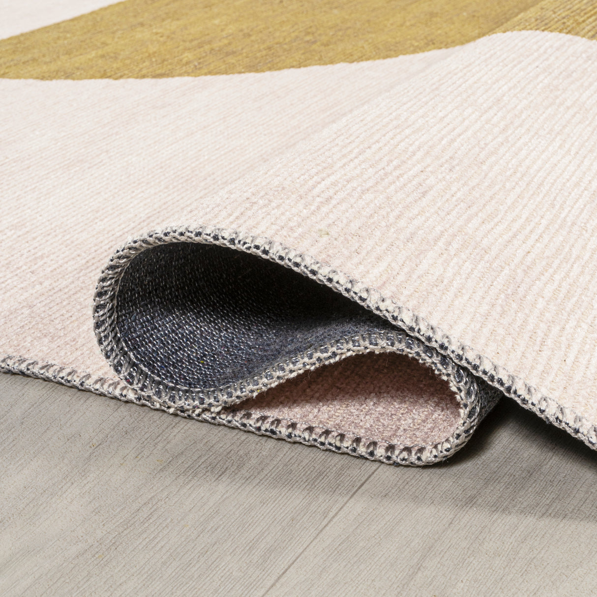 Luola Minimalist Geometric Machine-Washable Area Rug