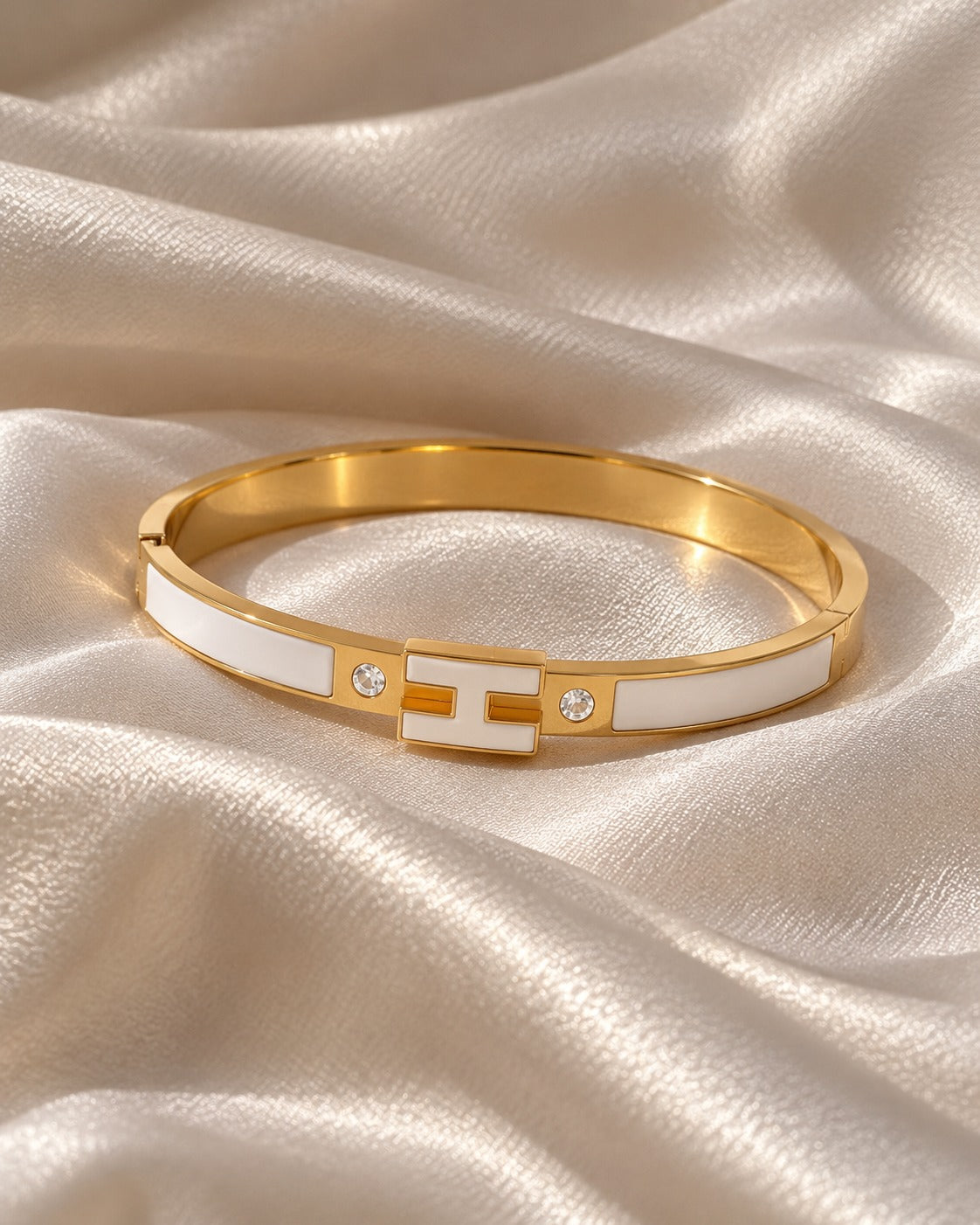 18k Gold Plated H Bracelet