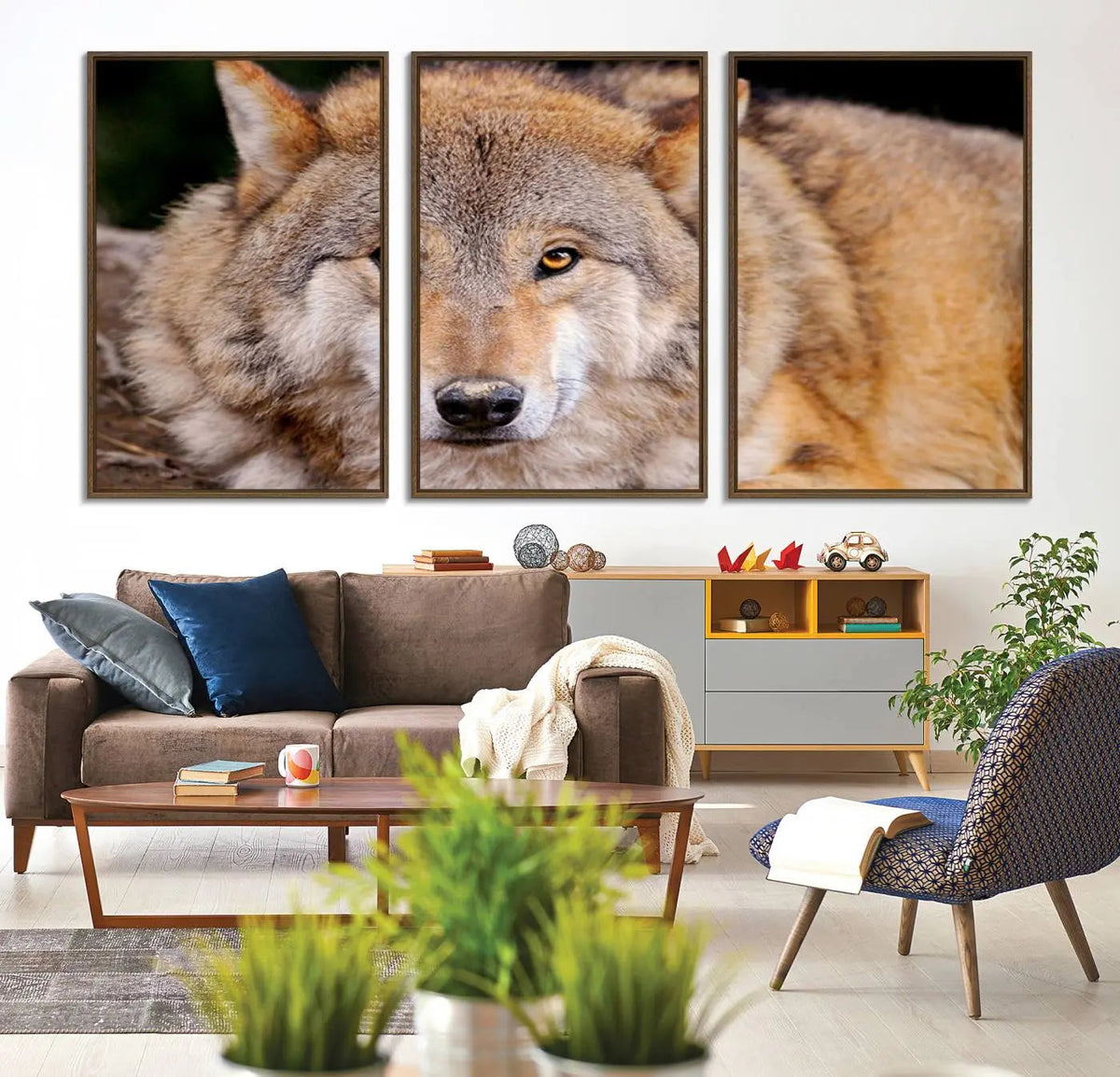 Wild Wolf Wall Art Canvas Print, Framed Canvas Print, Modern
