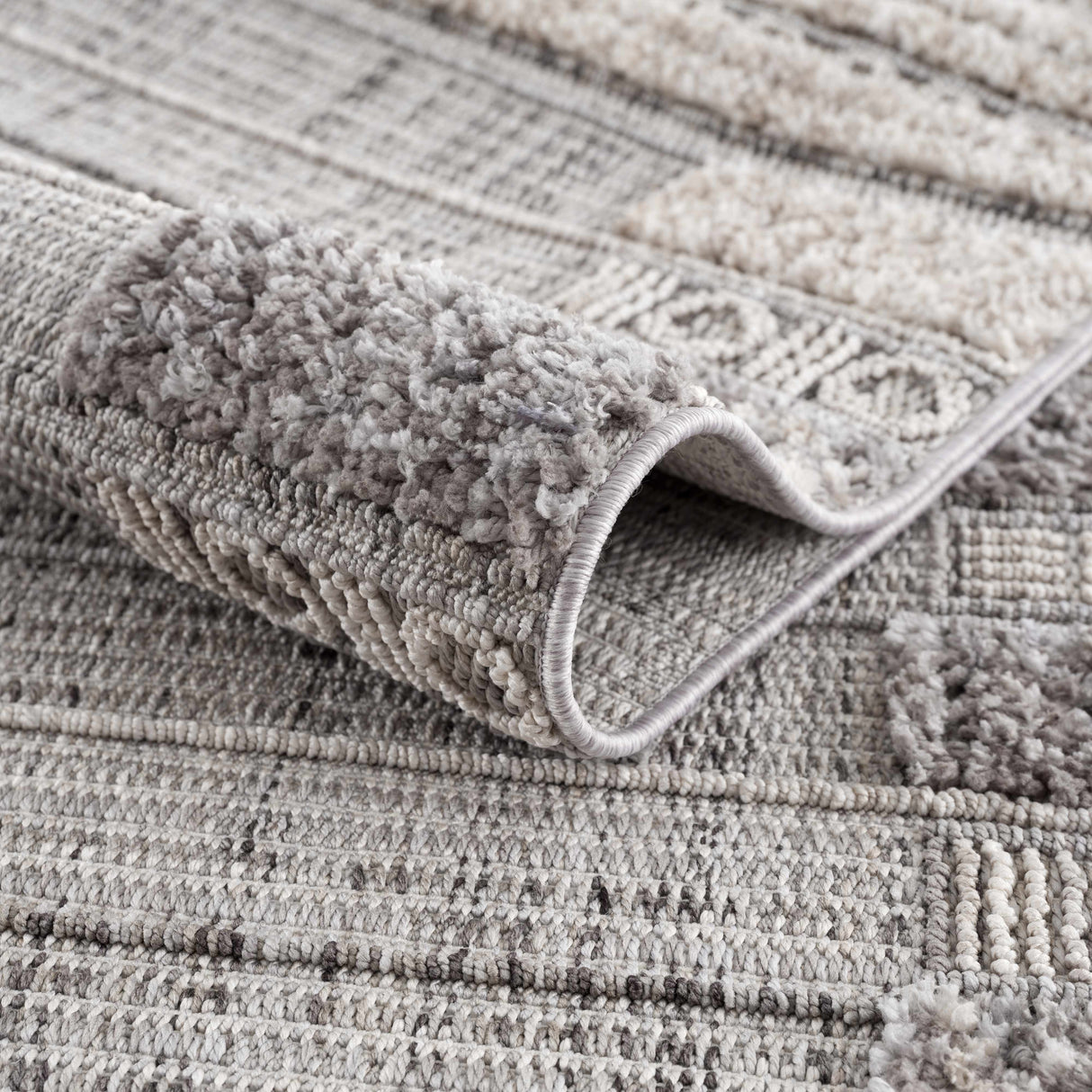 Naivasha Elegant High/Low Area Rug