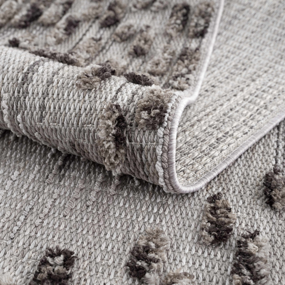 Cabarroguis Area Rug