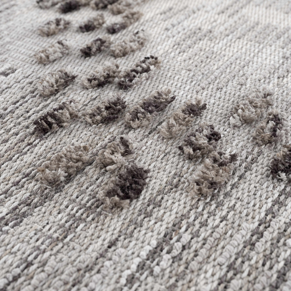 Cabarroguis Area Rug