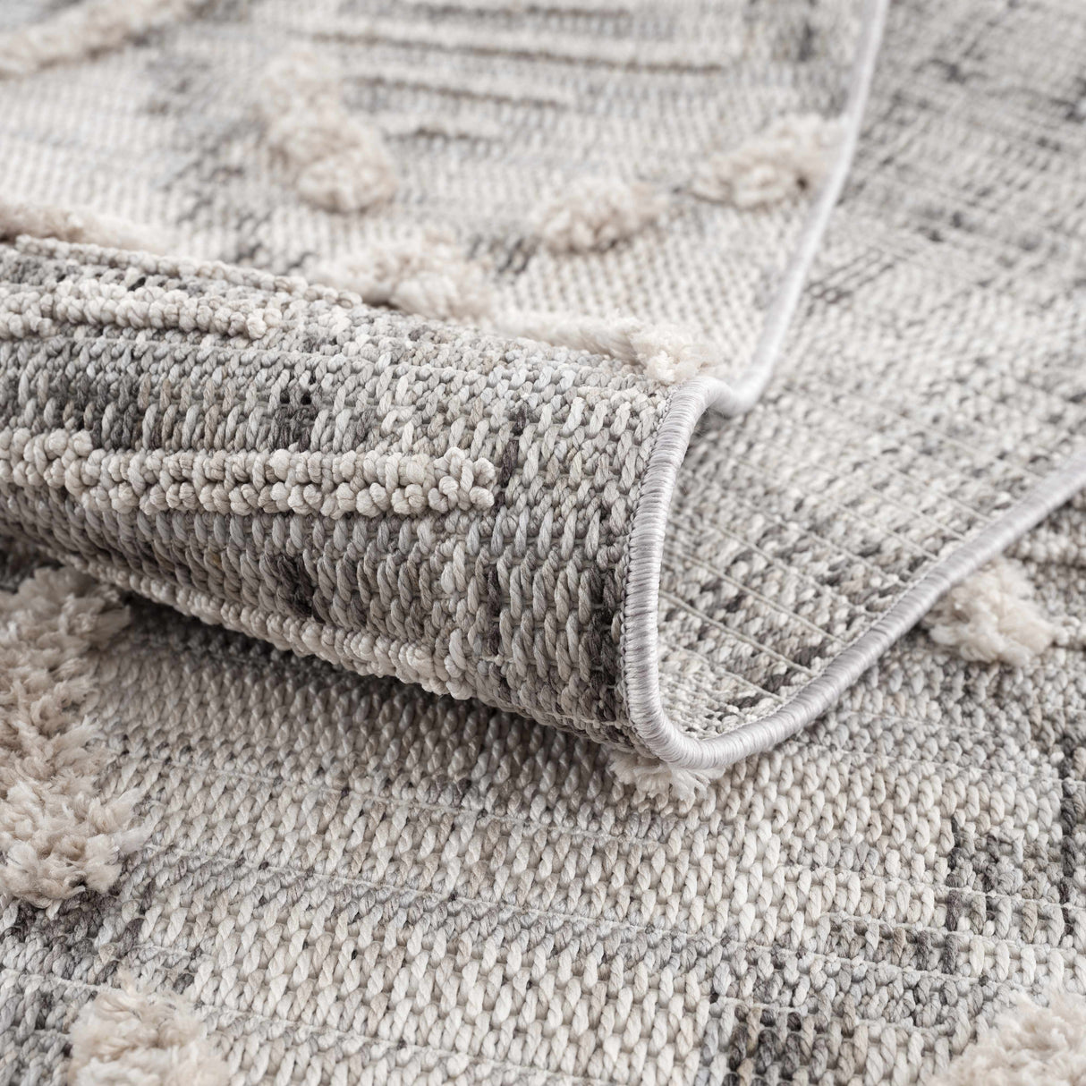 Bogtong High-Low Rustic Rug